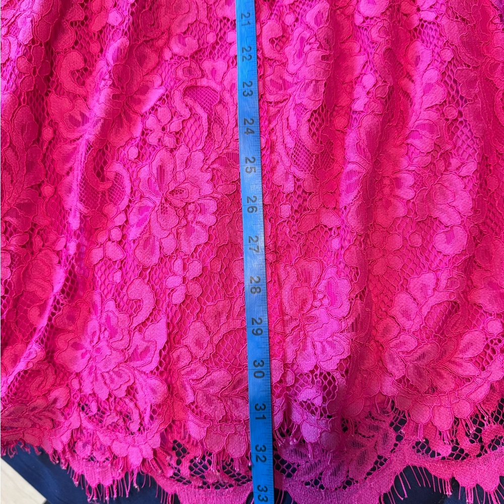 Trina Turk Akamai Lanai  pink lace overlay off shoulder dress size 4 NWT - Picture 11 of 13